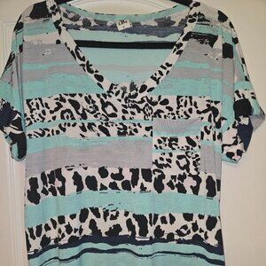 Sew in love very comfy shirt size m runs big imo